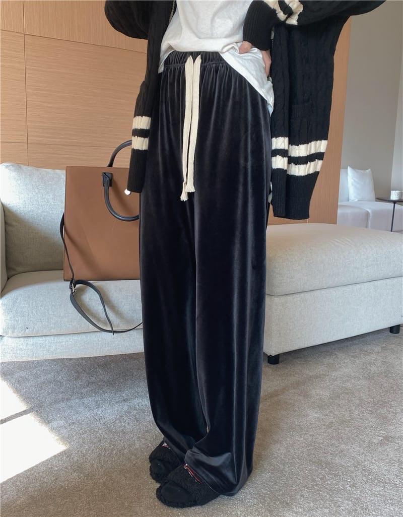 Gerardo Wide Leg Velvet Pants - Alamode By Akanksha