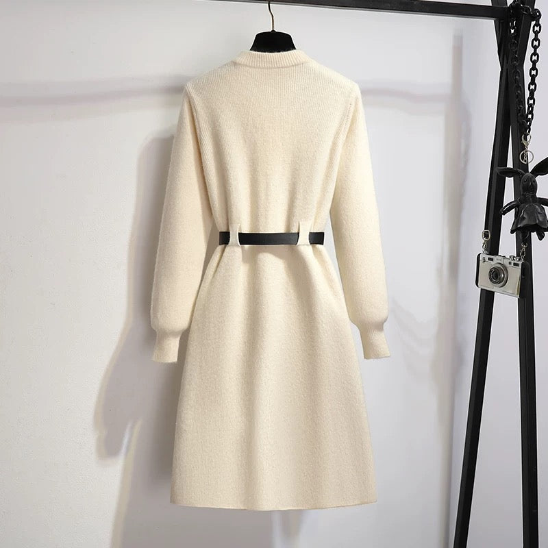 Hyacinth Knitted Dress With Belt