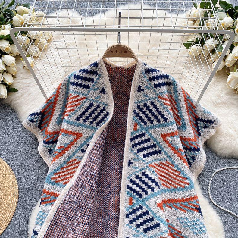 Violetta Vintage warm knitted Capes - Alamode By Akanksha