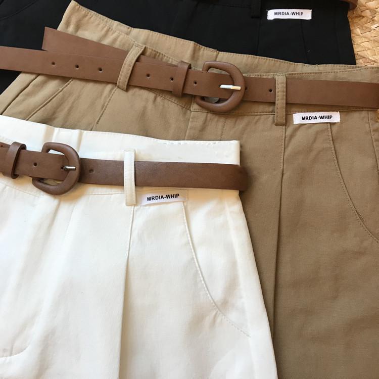 Sutton Statement Shorts With Belt In Khaki