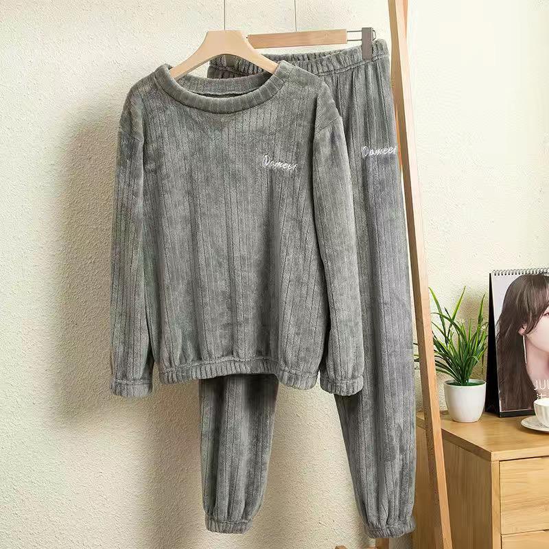 Pesto Fleece Nightsuit - Alamode By Akanksha