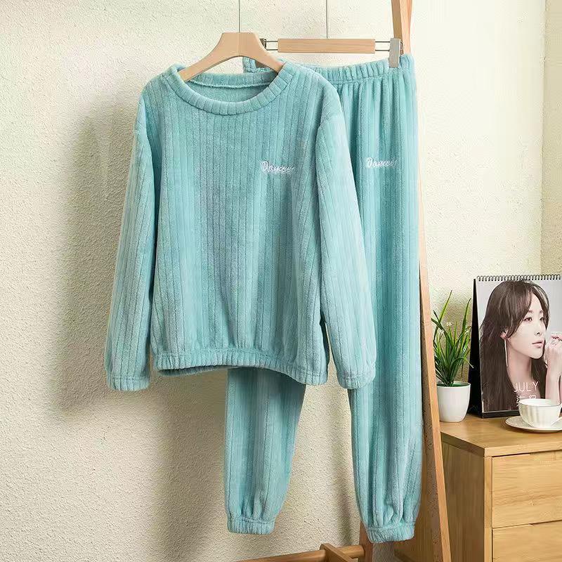 Pesto Fleece Nightsuit - Alamode By Akanksha